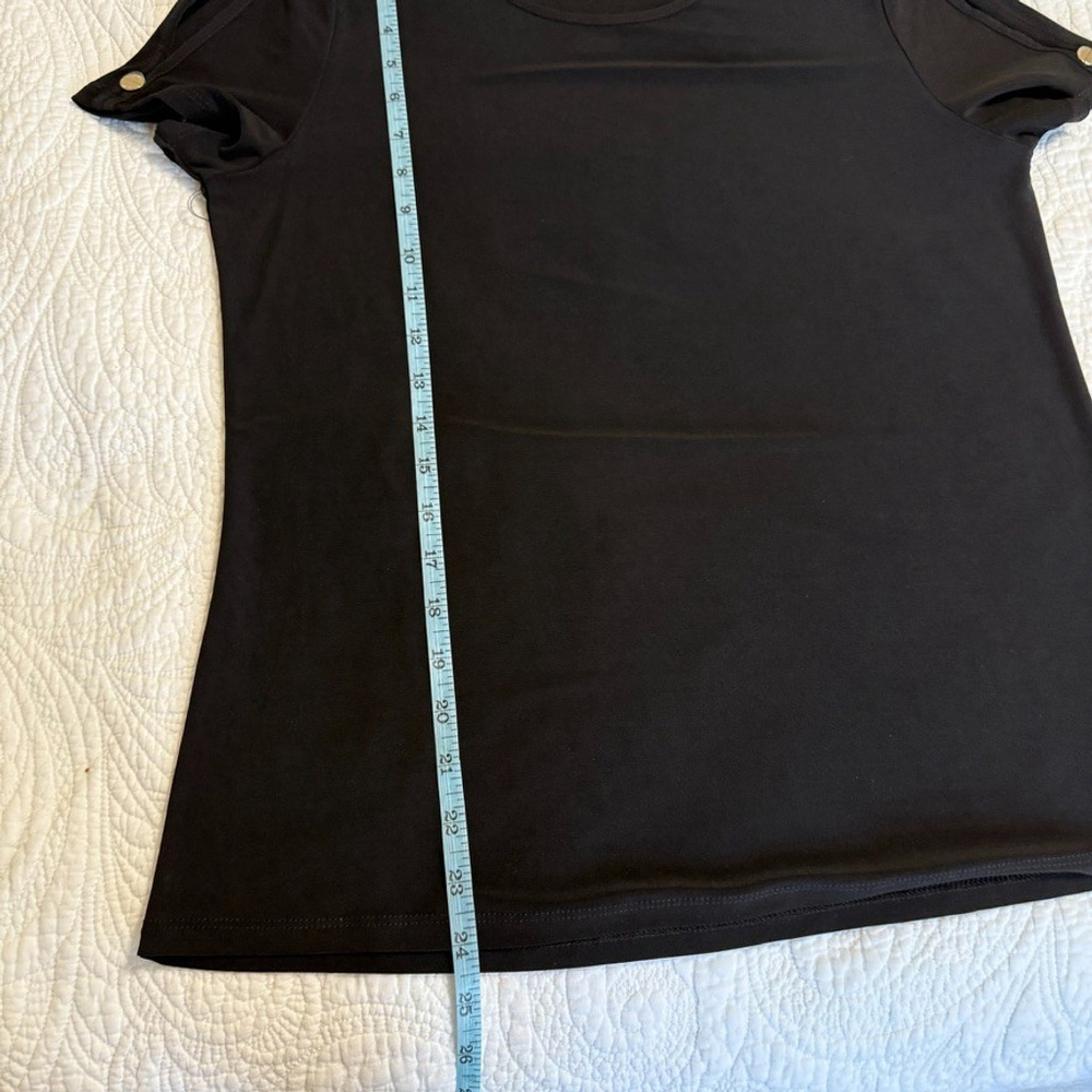 Anne Klein Short Sleeve Button Shoulder Blouse Women’s Small Black Gold New - Picture 10 of 10